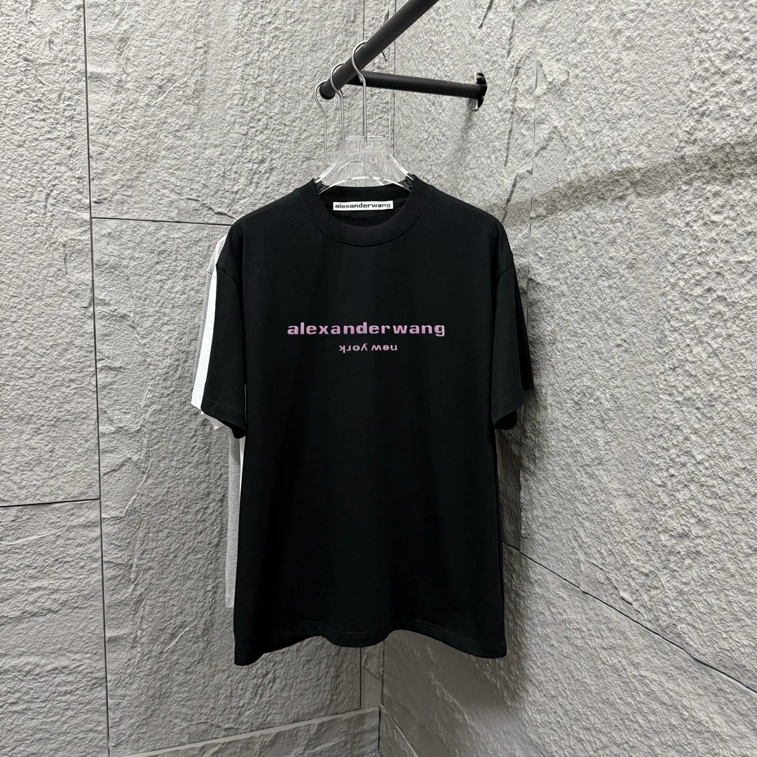 * *alexander 2025 New Arrival Pink wang T Same Style ：Black White Size： S （90-130 ） M （120-150 ） L （140-165 ） XL （160-180 ） XXL （180 ）